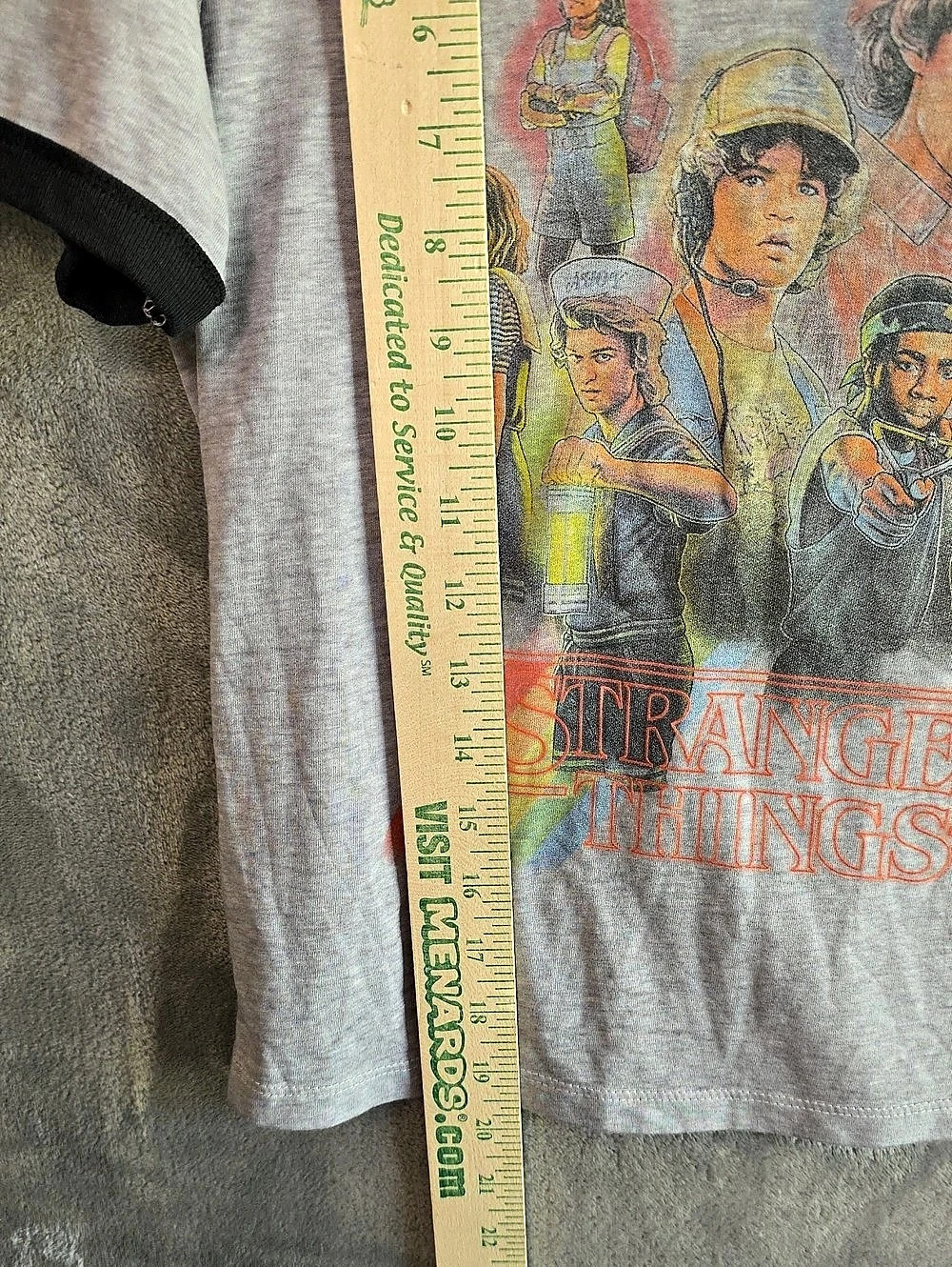 Netflix Stranger Things Character Collage Ringer Tee Size Small - Picture 6 of 6